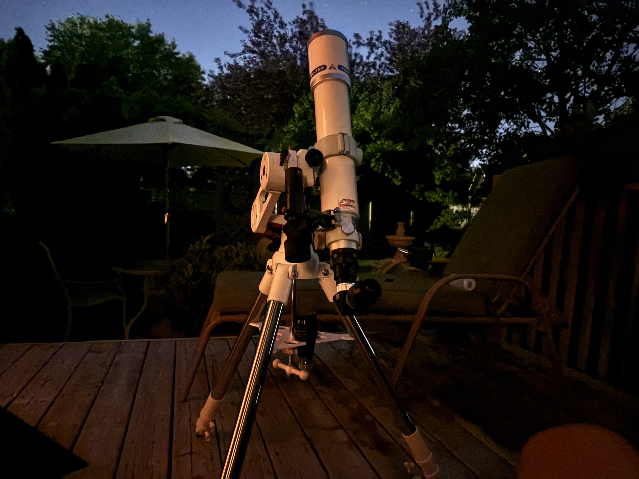 The Takahashi FC76 DCU on a Twilight 1 mount and tripod